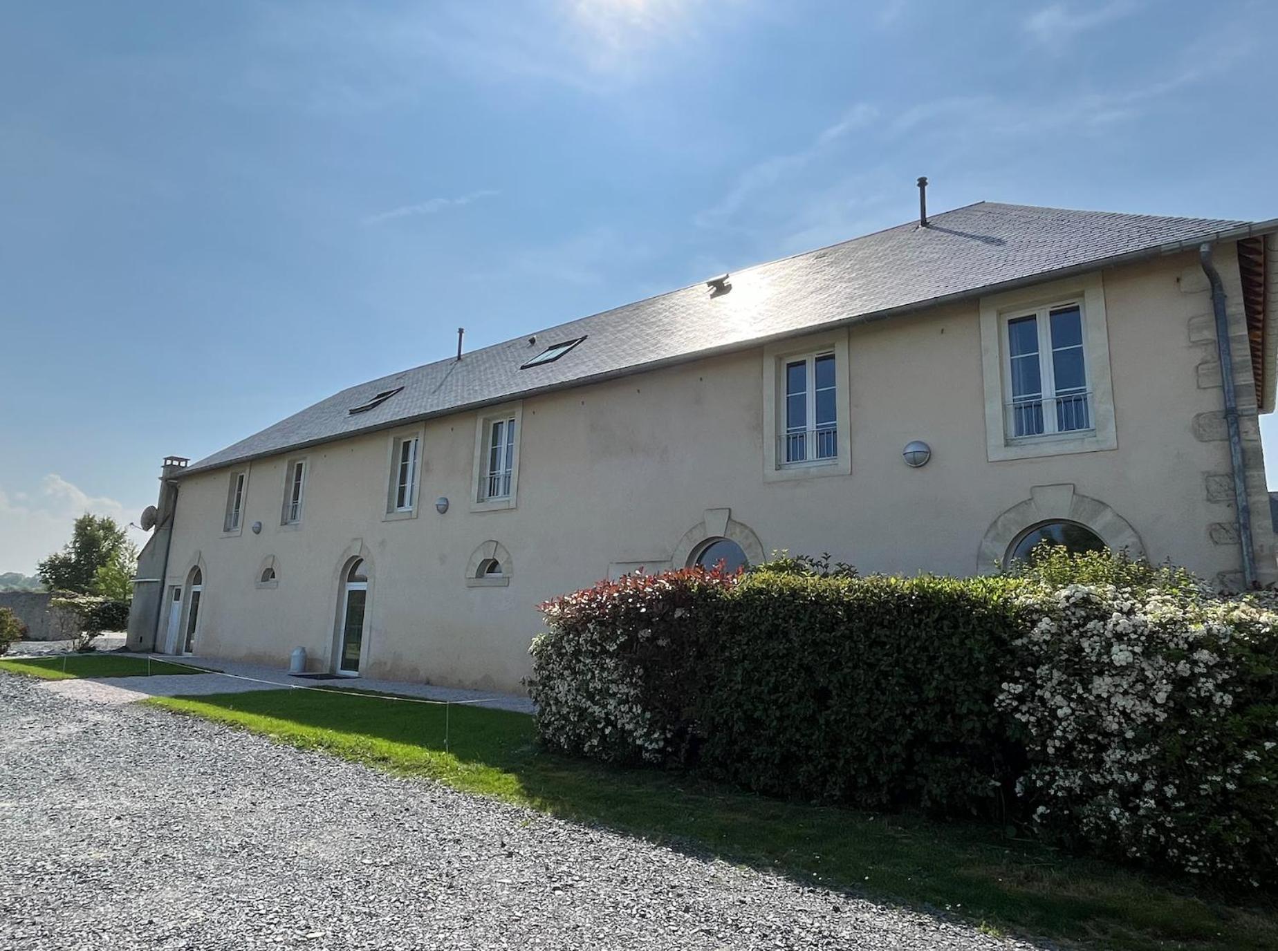 Domaine Du Grand Caugy Hotel Saint-Vigor-le-Grand Exterior photo